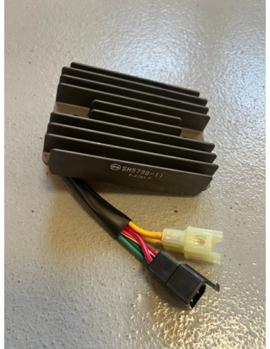 Spændings regulator 0.460.902 | Madsens Online