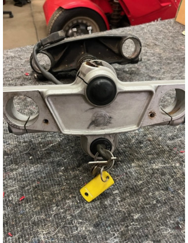 Gaffelbro med tændingslås